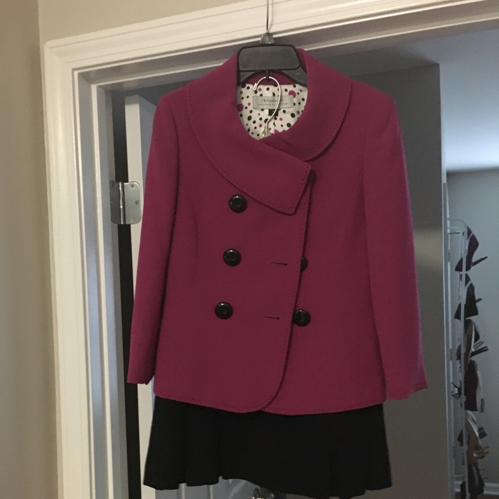 Tahari skirt suit -size 2